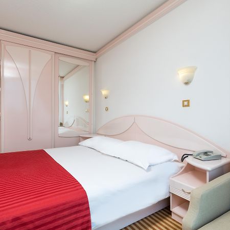 Hotel Zorna Plava Laguna 포레치 외부 사진