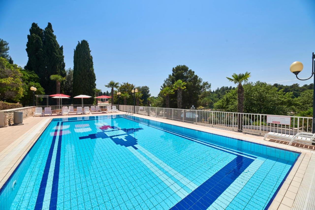 Hotel Zorna Plava Laguna 포레치 외부 사진