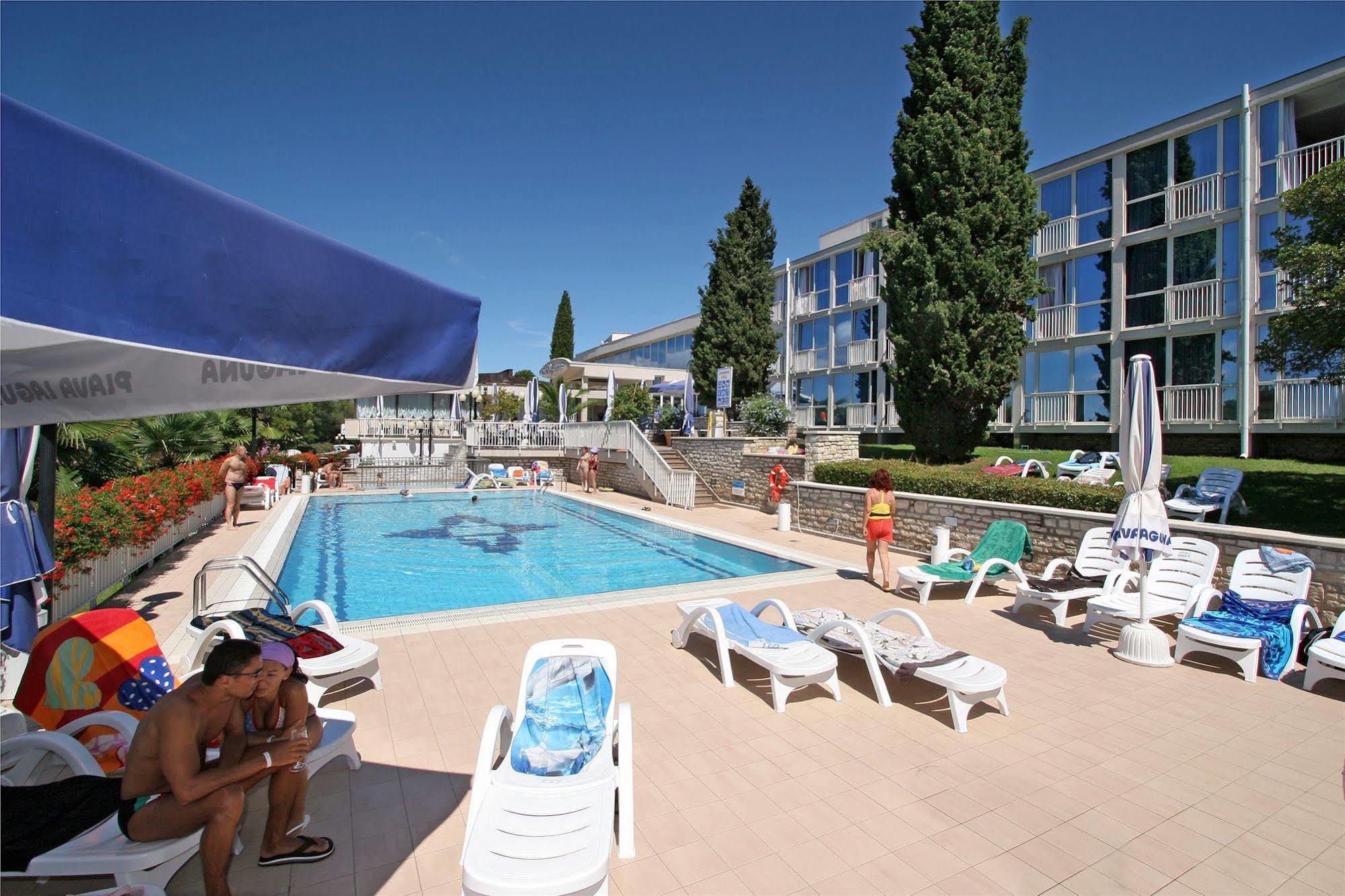 Hotel Zorna Plava Laguna 포레치 외부 사진